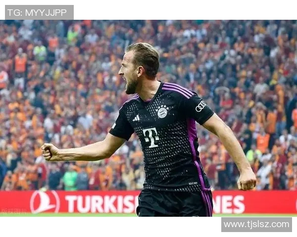 拜仁最新评分揭晓究竟是全队高光表现还是低迷状态引发热议