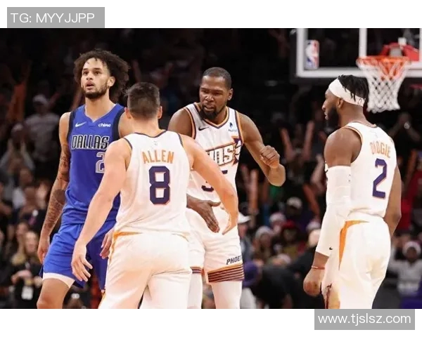 太阳队这一行为引发球迷强烈反应 纷纷表达不满并展开激烈讨论